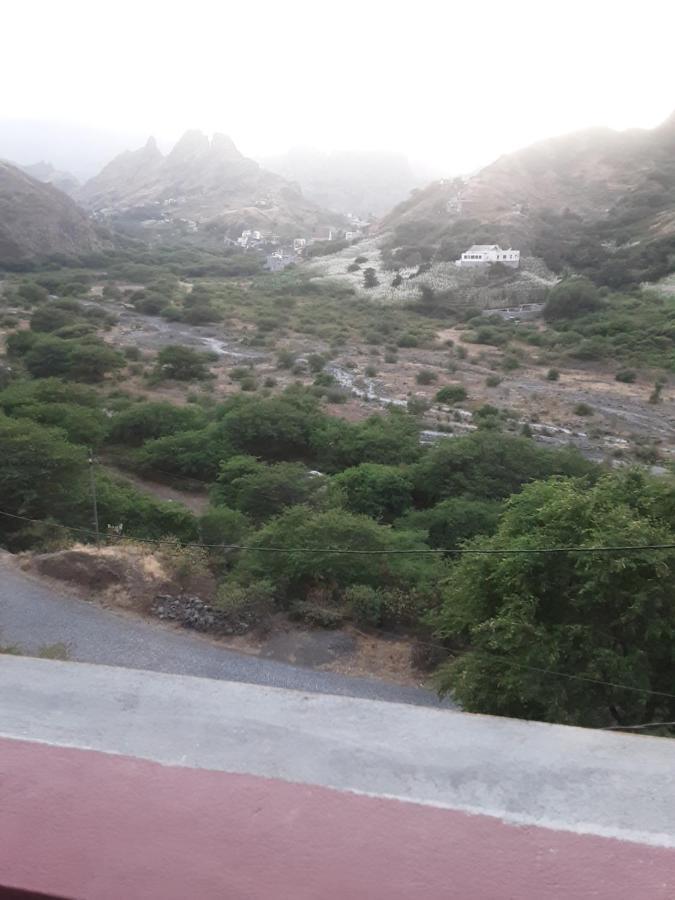 Ribeira Grande Casa Familiar Por Do Sol Bed & Breakfast エクステリア 写真