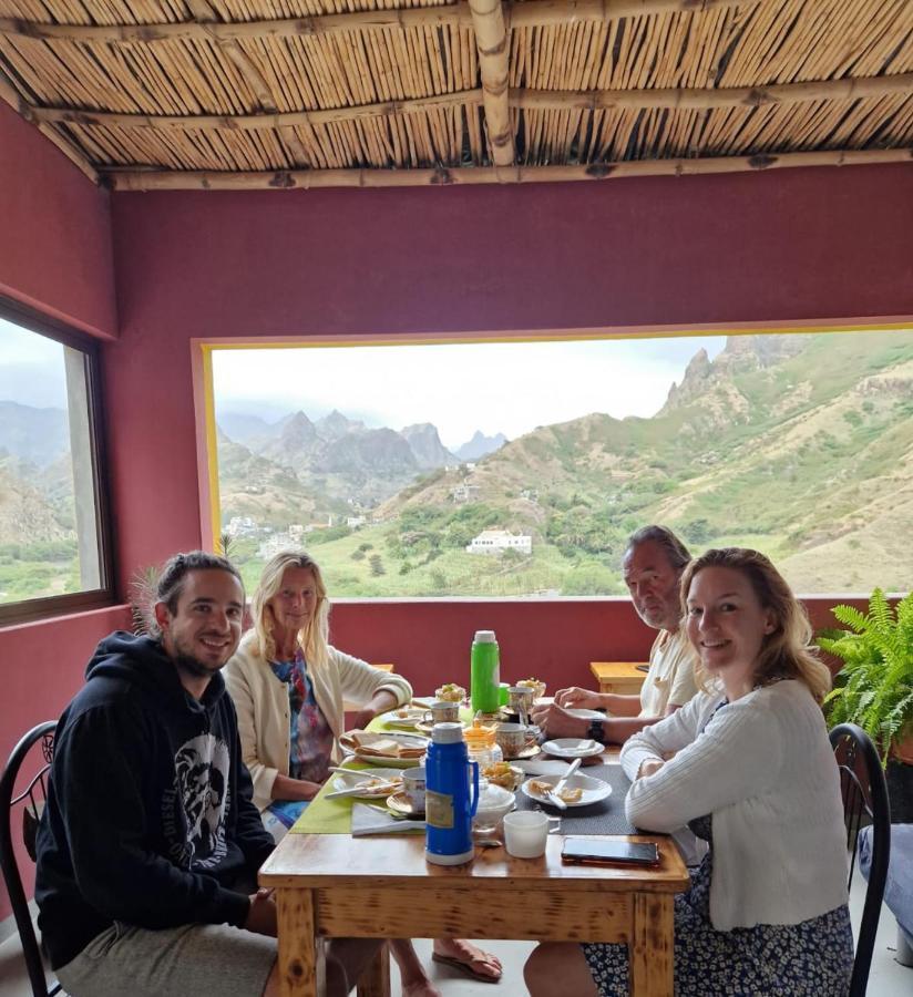 Ribeira Grande Casa Familiar Por Do Sol Bed & Breakfast エクステリア 写真