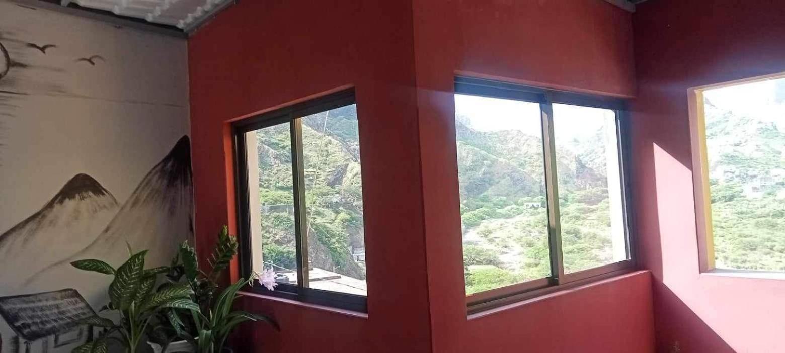 Ribeira Grande Casa Familiar Por Do Sol Bed & Breakfast エクステリア 写真